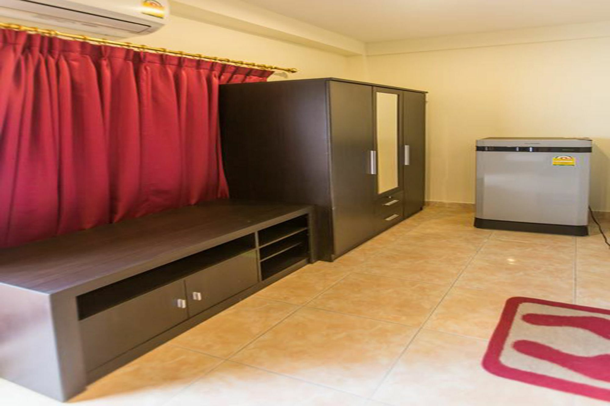 รีท็อกซ์ เกม Hotel Pattaya ภายนอก รูปภาพ